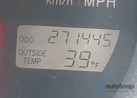 2005 Toyota Matrix Xr from USA, damaged, VIN 2T1KR32E05C325480